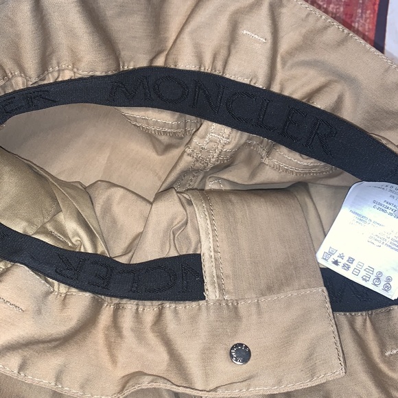 Moncler Paperbag Shorts - Picture 5 of 12